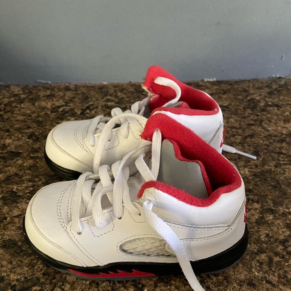 All Jordan’s Size 8c Toddler - Picture 14 of 16